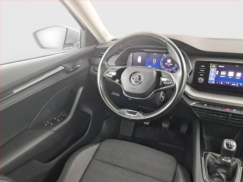 Škoda Octavia (2022) Ambition 2.0 TDI, ČR,1.maj - fotka 7 z 20