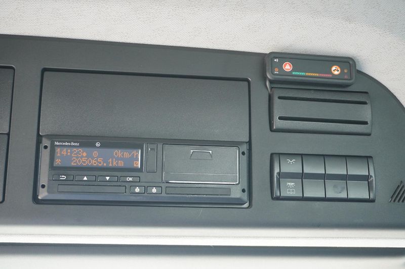 Mercedes-Benz (2020) Arocs 2536 6x2 / 200 tho. km - fotka 17 z 24