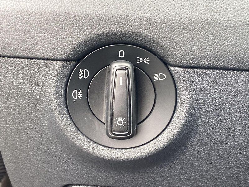 Škoda Octavia (2017) Combi 2.0 TDI DSG Ambition+ - fotka 18 z 34