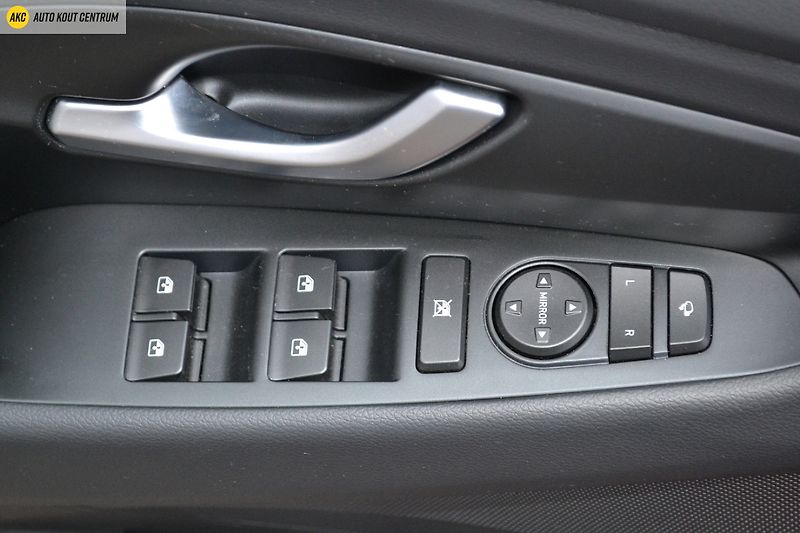 Hyundai i30 WG 1,5 TGDI MHEV N-LINE GO CZE - fotka 50 z 58