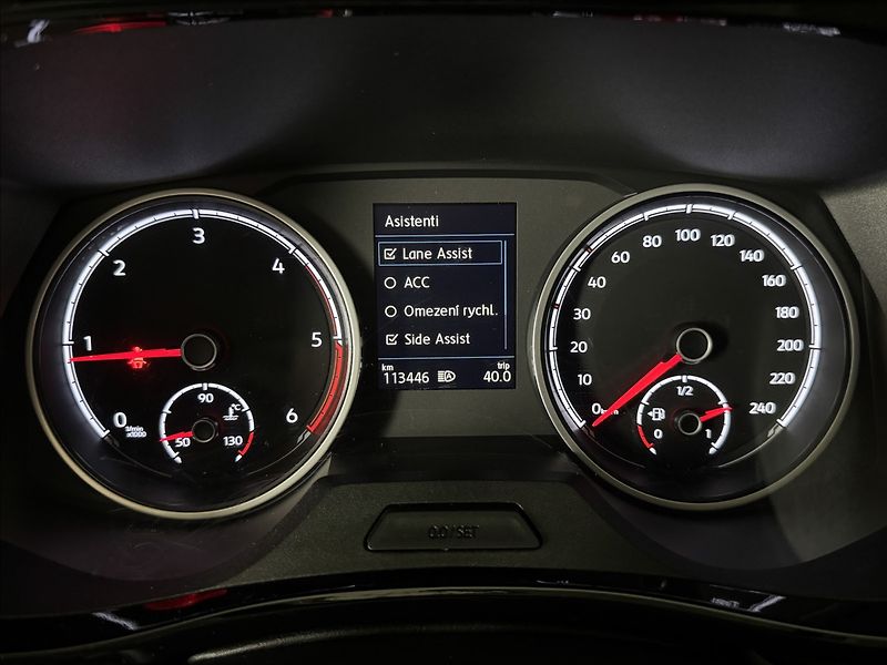 Volkswagen California 2,0 TDi  DSG Beach LED Assist - fotka 30 z 50
