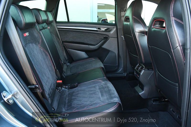 Škoda Kodiaq RS 2,0TDi VIRTUAL PANOR 2xALU  - fotka 19 z 56