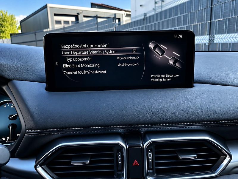 Mazda CX-5 (2021) 2.0i 121kW SKYACTIVE-G AWD - fotka 23 z 36