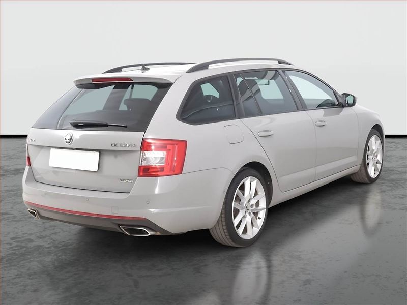 Škoda Octavia (2015) RS 2.0 TSI, Automat - fotka 5 z 19