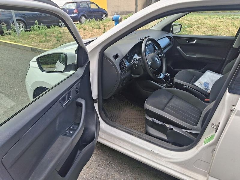 Škoda Fabia III kombi 1,0 TSi 6Z93762 - fotka 12 z 26