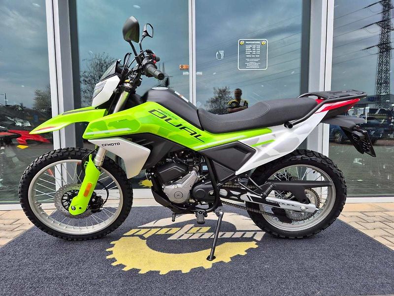 CFMOTO (2026) 250 Dual Sport - fotka 8 z 43