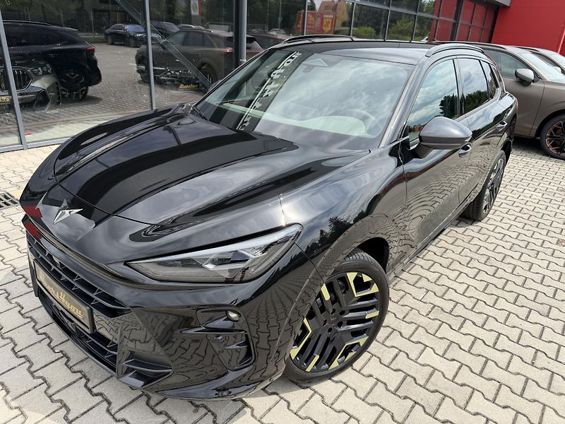 Cupra Terramar (2026) 2.0TSI 150kW 4WD TRIBE TZ R20! - fotka 2 z 45