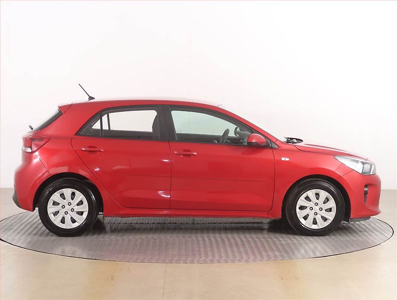 Kia Rio (2019) 1.25 CVVT, Serv.kniha - fotka 6 z 17