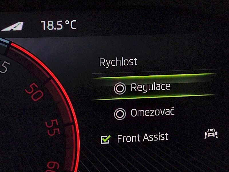 Škoda Karoq (2022) Style Plus 2,0 Tdi 85 Kw DSG - fotka 8 z 36