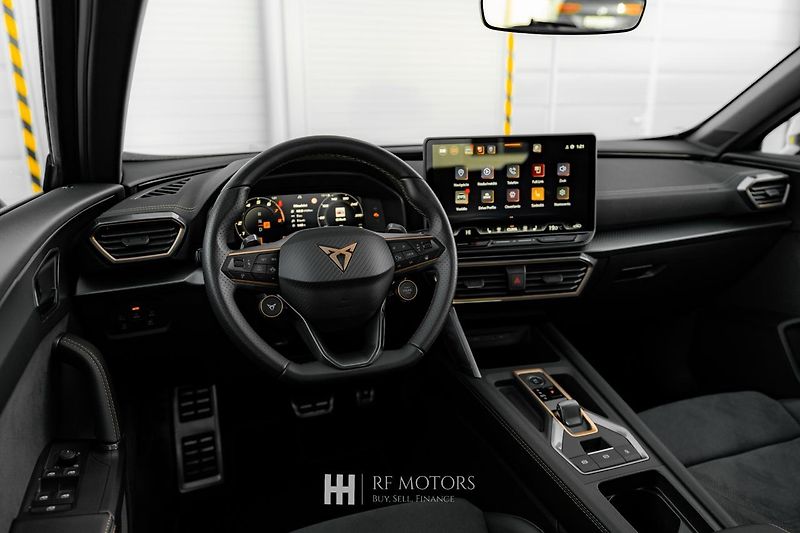 Cupra Formentor (2025) VZ 2,0 TSI 333 4Drive - fotka 18 z 53