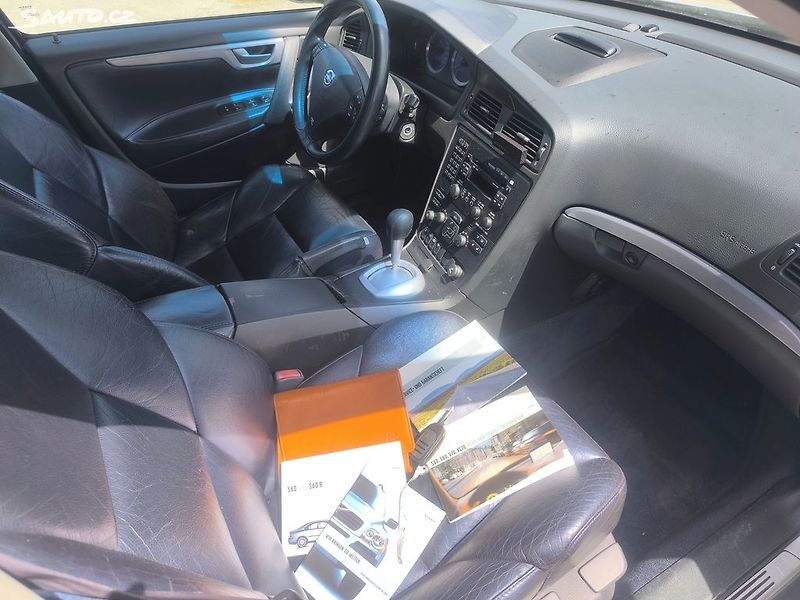 Volvo S60 220KW,4X4,MANUÁL,SERVISKA,CENA - fotka 8 z 23
