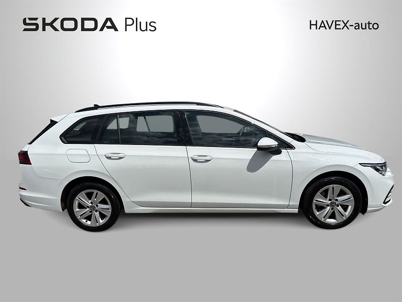 Volkswagen Golf (2022) 2.0 TDI Variant Life - fotka 28 z 30