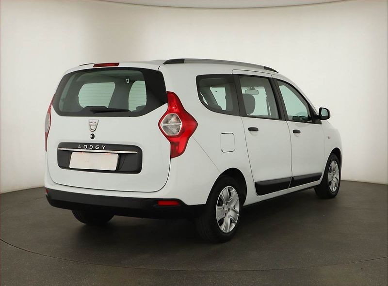 Dacia Lodgy (2021) Comfort 1.5 Blue dCi, ČR,1.maj - fotka 5 z 12
