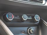 Alfa Romeo Stelvio (2023) 2.0T Q4 MAT - NAVI - náhled 32