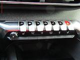 Peugeot 5008 (2017) 1.2 PT 7míst, ČR, Allure, AT - náhled 15