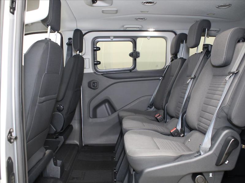 Ford Tourneo Custom 2,0 EBlue 136kW AT Titan. ČR - fotka 7 z 22