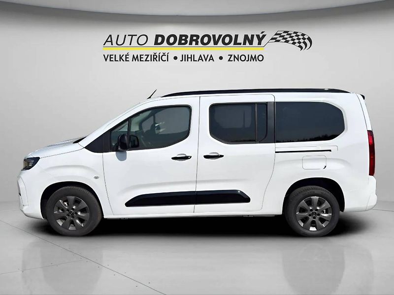 Opel Combo (2026) Elegance Plus L2H1 1.5 CDTI (9 - fotka 3 z 23