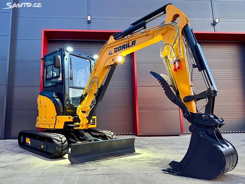 Gorila (2026) Minibagr G40S I PRO CAB - fotka 2 z 15