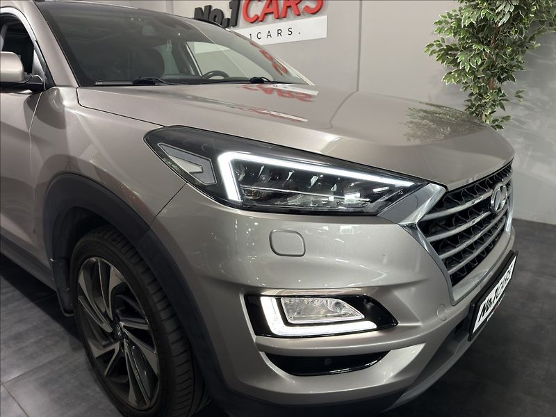 Hyundai Tucson 2,0   CRDI 4X4 136KW PREMIUM - fotka 37 z 38