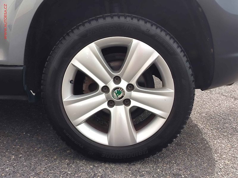 Škoda Yeti (2011) 1.2 TSi, Ambition, DSG - fotka 17 z 18