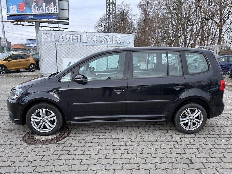 Volkswagen Touran 1.6 TDI 77 kW servisní knížka - fotka 3 z 20
