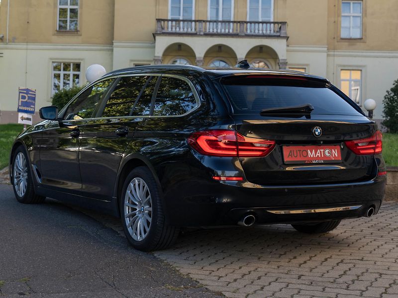 BMW Řada 5 530xD Aktiv.Podvozek TopVýbava - fotka 8 z 48