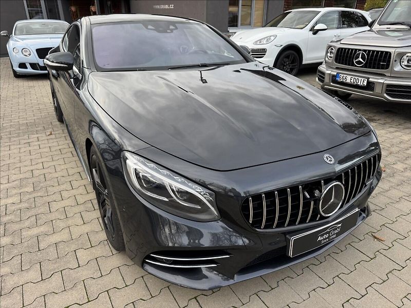 Mercedes-Benz Třídy S 560 4Matic AMG - fotka 3 z 37