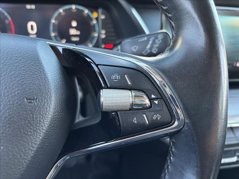 Škoda Octavia 1,5 TSI 110kW Ambition Combi - fotka 26 z 41