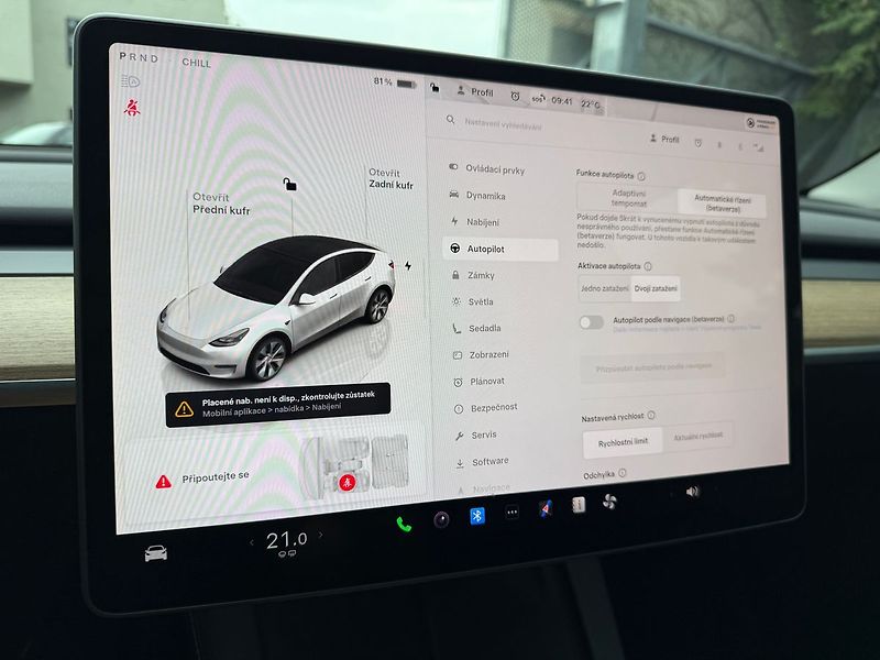 Tesla Model Y LR AWD Tažné / Záruka - fotka 20 z 41