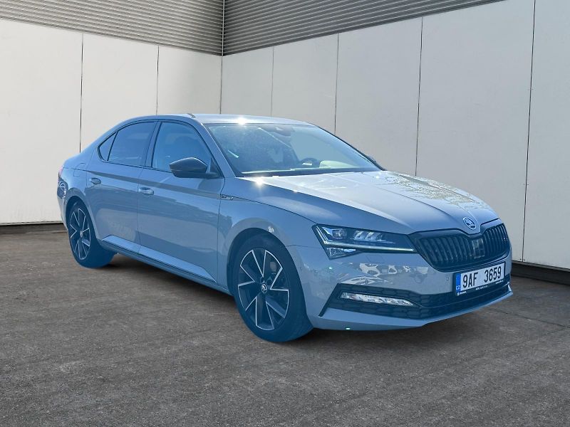 Škoda Superb (2022) SPORTLINE 1.5TSI 110kW DSG TAŽ - fotka 3 z 11
