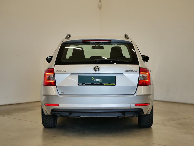Škoda Octavia - fotka 6 z 21