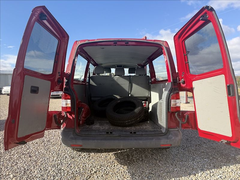 Volkswagen Transporter 2,0 TDI 103kW KLIMA 6KVALT DPH - fotka 13 z 24
