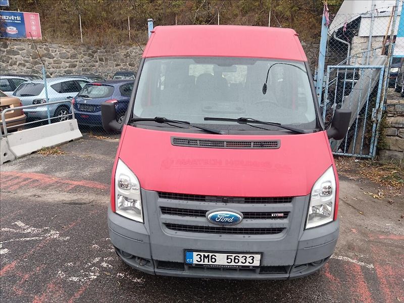 Ford Transit 2,2 TDCi 6míst - fotka 1 z 21