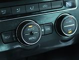 Volkswagen Tiguan (2016) Comfortline 2.0 TDI, Automat - náhled 18