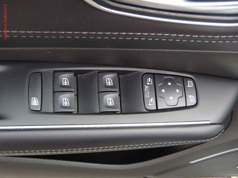 Renault Talisman (2017) 1.6 dCi, Initiale Paris, AT - fotka 11 z 23