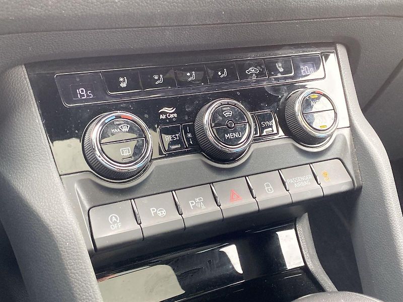 Škoda Kodiaq (2022) 2,0 TSI 4x4 DSG Sportline - fotka 43 z 45