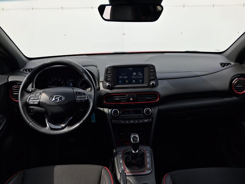 Hyundai Kona 1.0 T-GDI 88kW - fotka 5 z 25