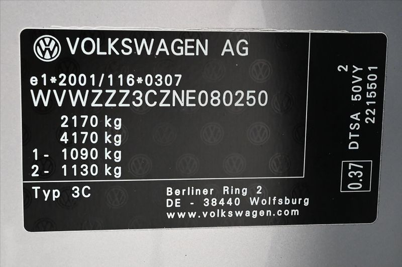 Volkswagen Passat 2,0 TDI 110 kW Business Záruka - fotka 12 z 31