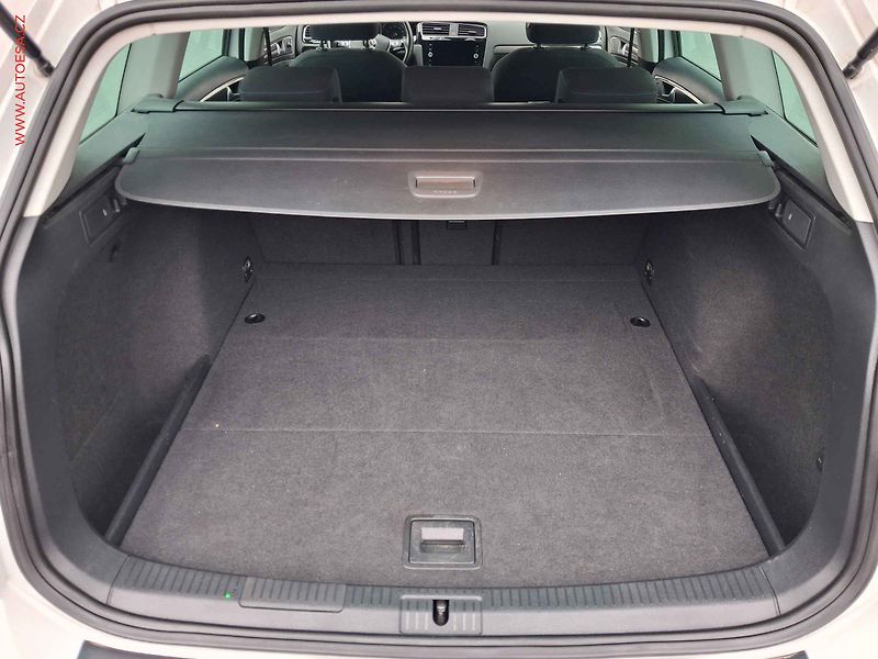 Volkswagen Golf (2018) 2.0 TDi, Join, LED, navi - fotka 7 z 18