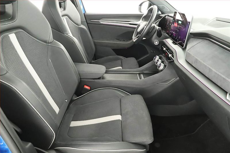 Škoda Kodiaq (2025) 2.0 TDI, SPORTLINE, KEYLESS - fotka 7 z 20
