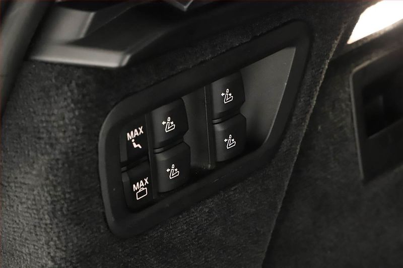 BMW X7 (2019) xDrive30d - fotka 25 z 29