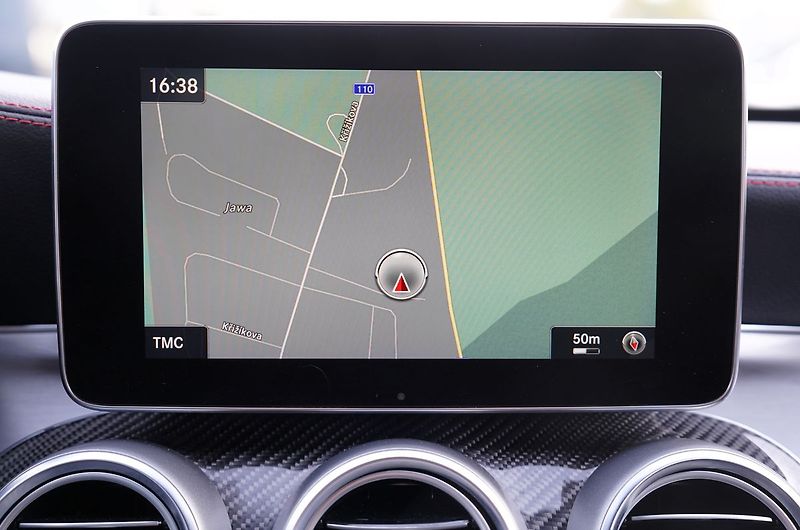 Mercedes-Benz Třídy C C43 AMG 4Matic/ČR/Performance - fotka 33 z 42