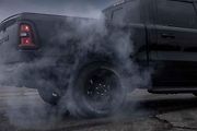 Ram 1500 se staronovým motorem 5.7 Hemi