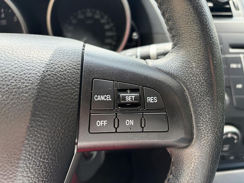 Mazda 5 2.0 Center-Line - fotka 29 z 30