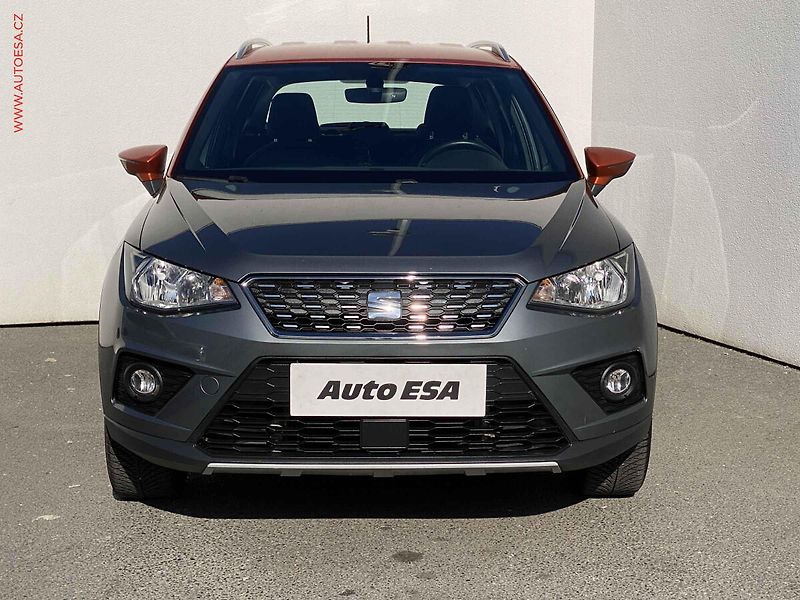 Seat Arona (2018) 1.0 TSi, Xcellence, DSG, navi - fotka 2 z 19
