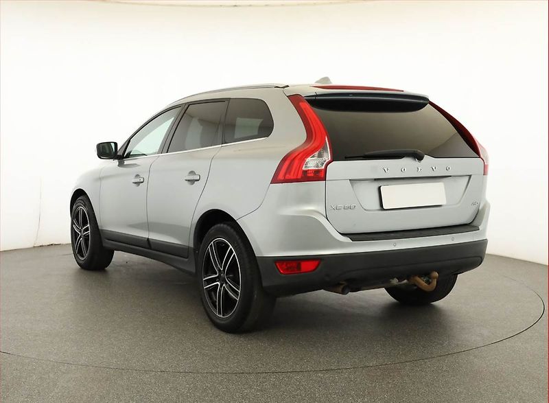 Volvo XC60 (2009) 2.4 D, 4X4, Automat, po STK - fotka 4 z 15