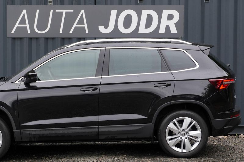 Škoda Karoq 1.5 TSI 110 kW, Kamera,Keyless - fotka 3 z 41