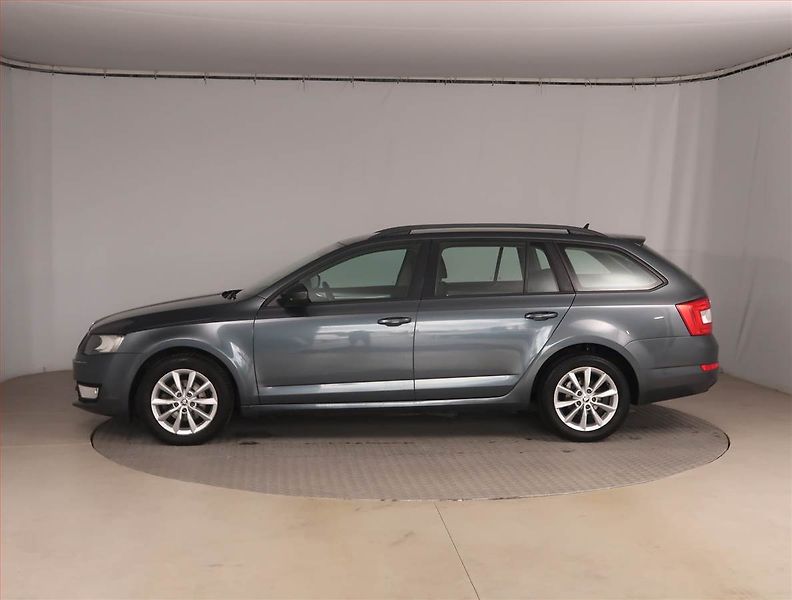 Škoda Octavia (2015) Ambition Plus 1.6 TDI, Automat - fotka 3 z 18