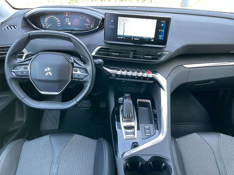 Peugeot 5008 (2021) 1.5HDi Allure! EAT8! ČR+1.maj! - fotka 14 z 39