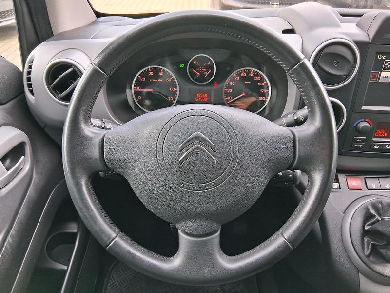 Citroën Berlingo SHINE 1.6 VTi 88 kW - fotka 12 z 21